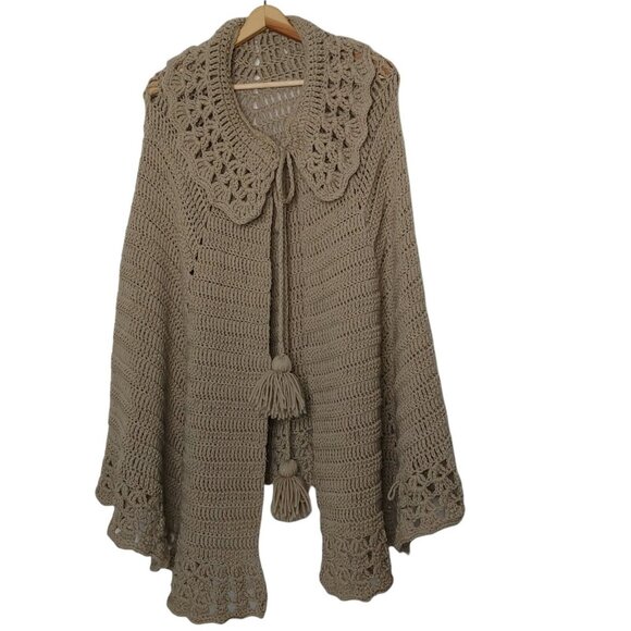 Handmade Crocheted Womens OSFA Sweater Shawl Collared Beige Pom Pom Cottagecore - Picture 1 of 9